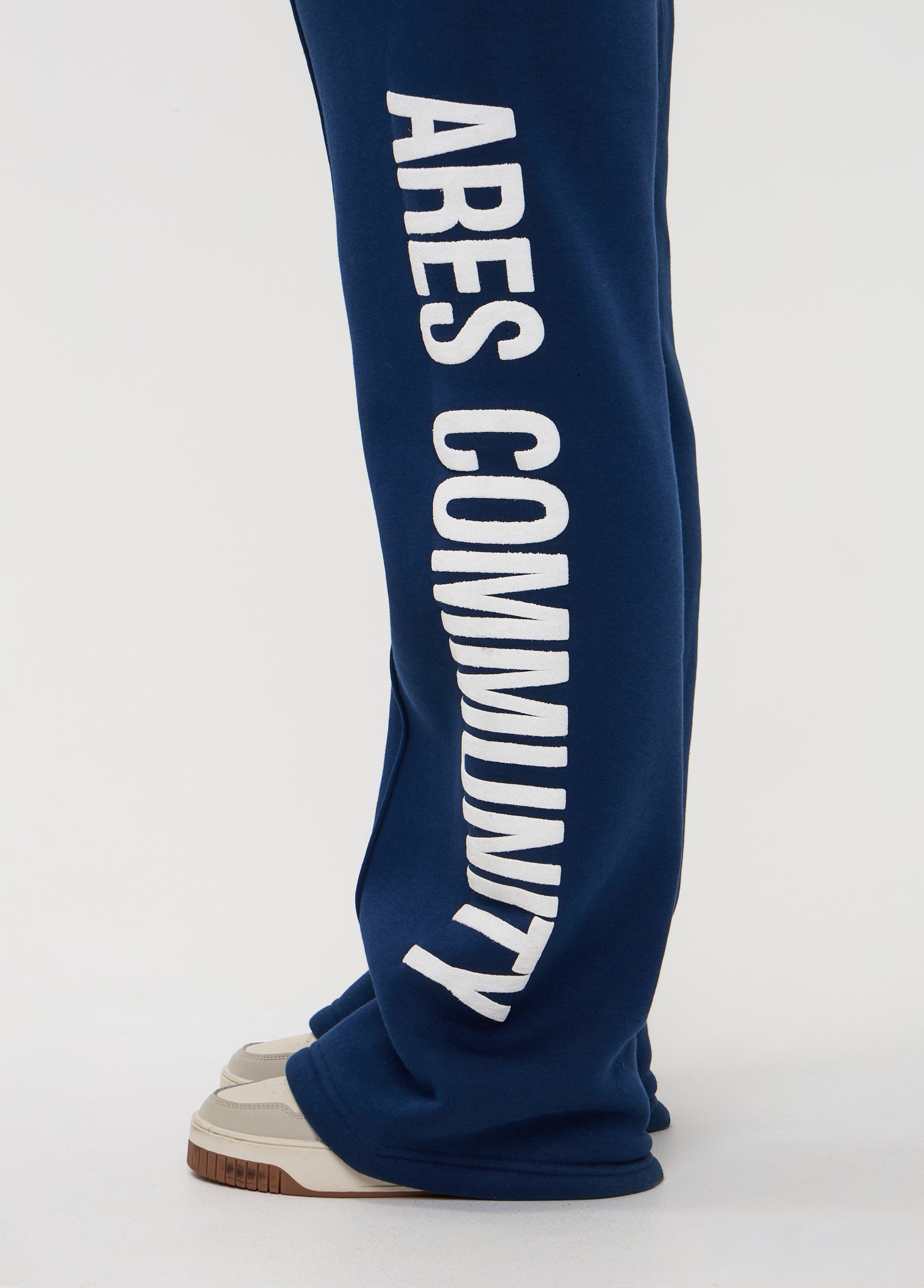 Ares Community Jogger Navy Blue (DROPS 24 AUG 20:00)