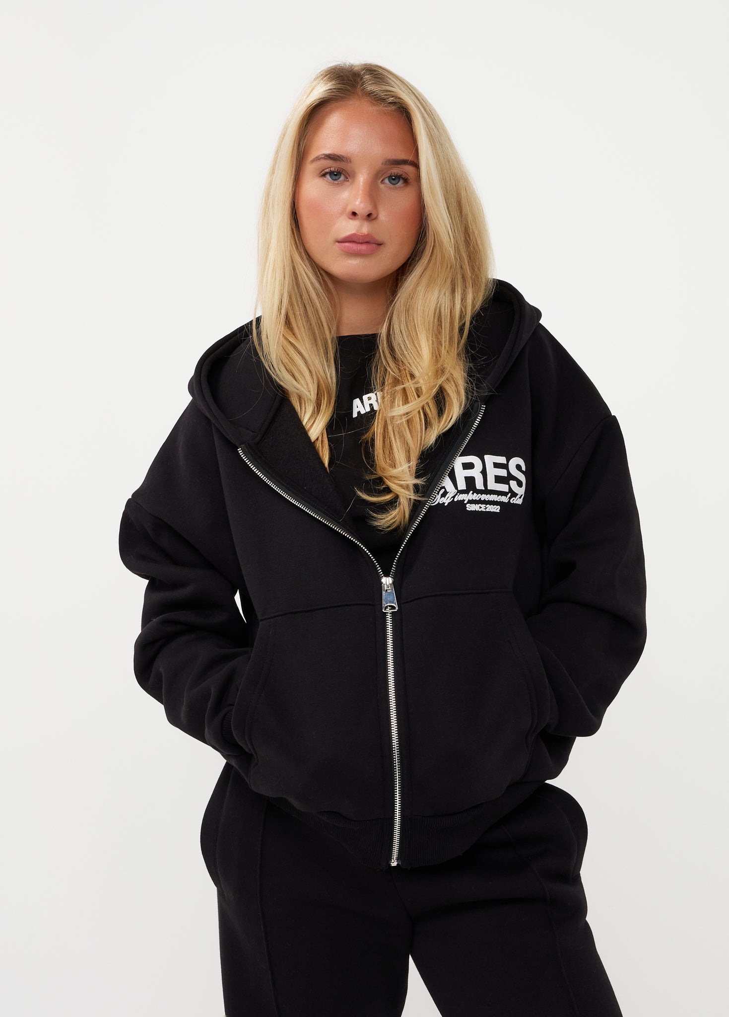 Ares Community Zip-up Hoodie Black (DROPS 24 AUG 20:00)