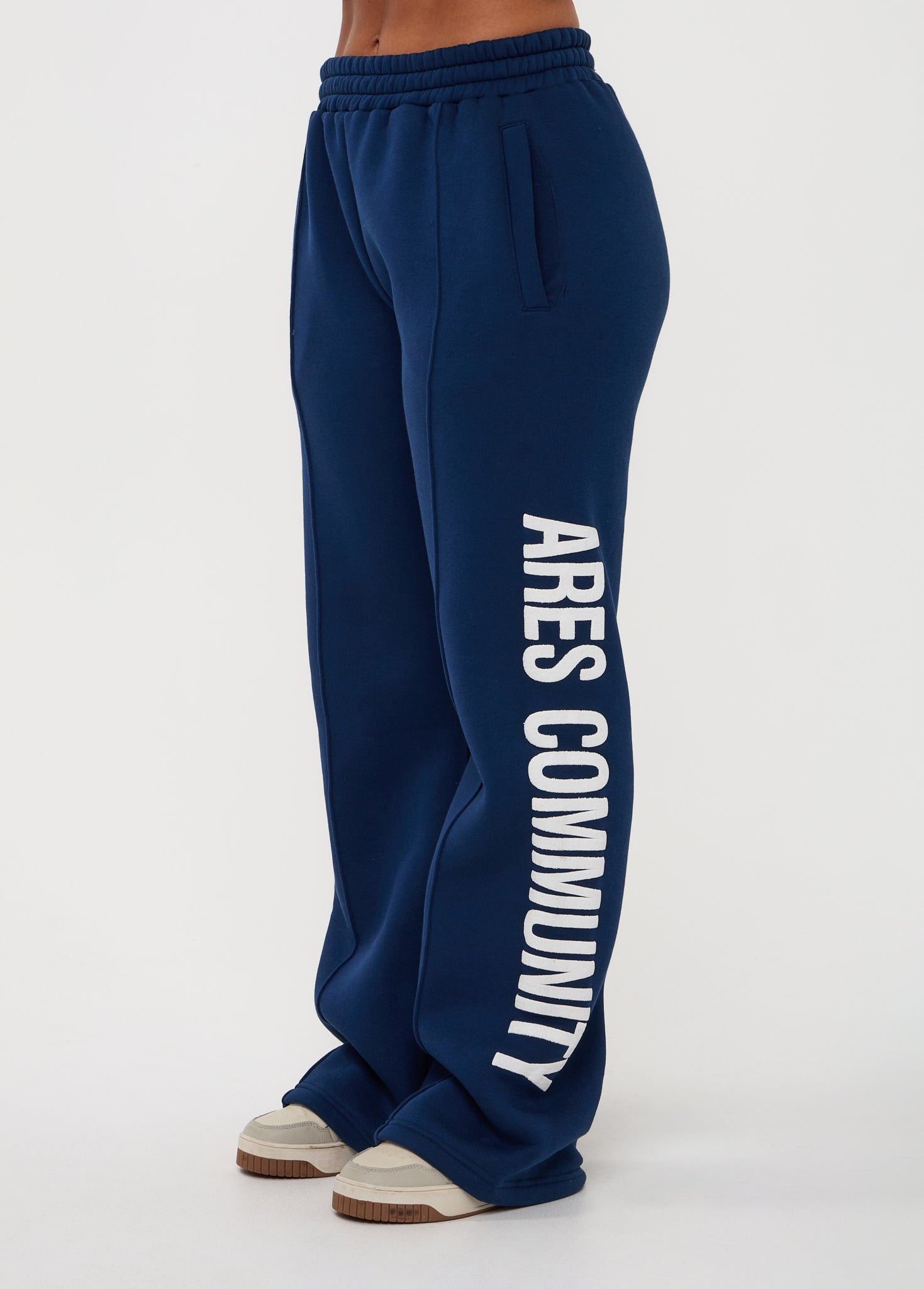 Ares Community Jogger Navy Blue (DROPS 24 AUG 20:00)